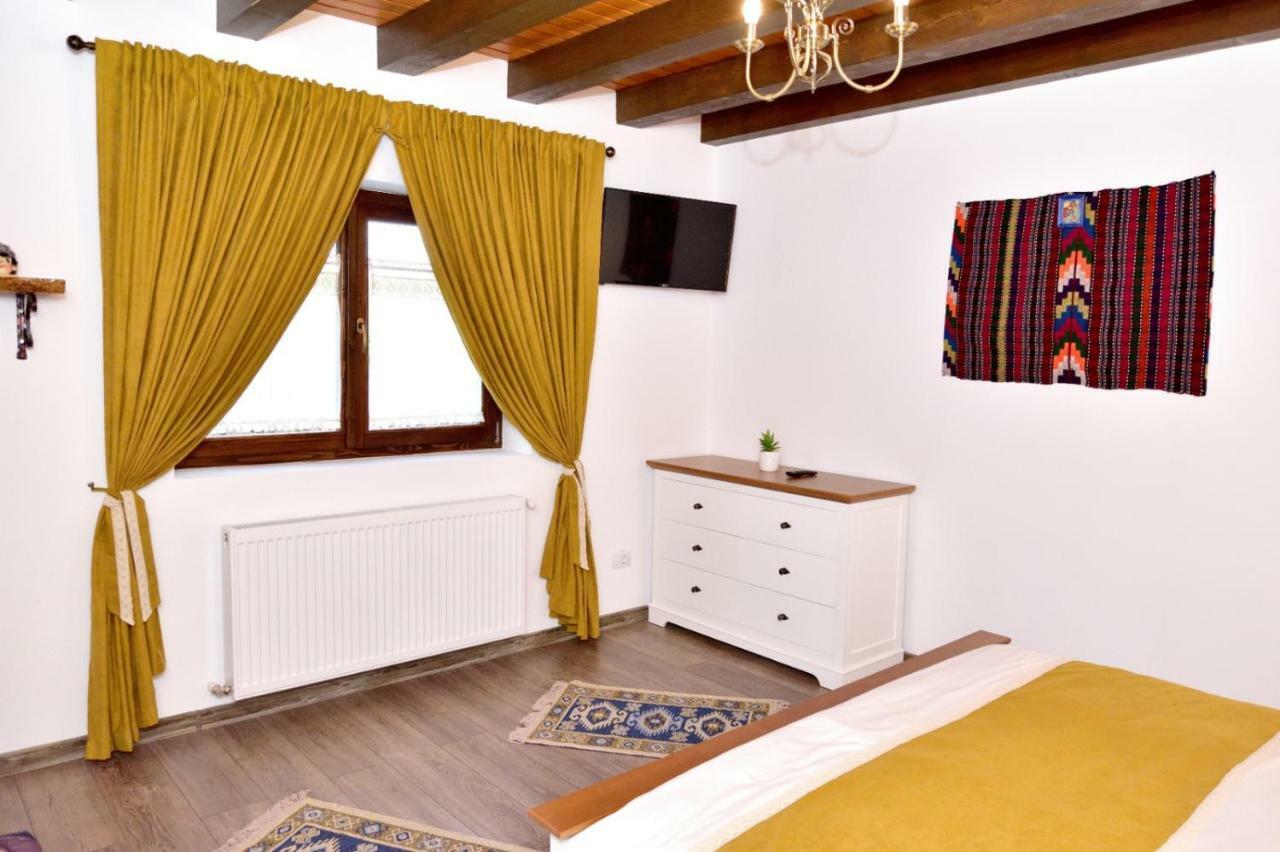 Casuta De Poveste Targu Neamt Exteriér fotografie